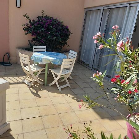 Logement Calme Proche Mer, 4 Personnes, St Aygulf Fréjus Kültér fotó