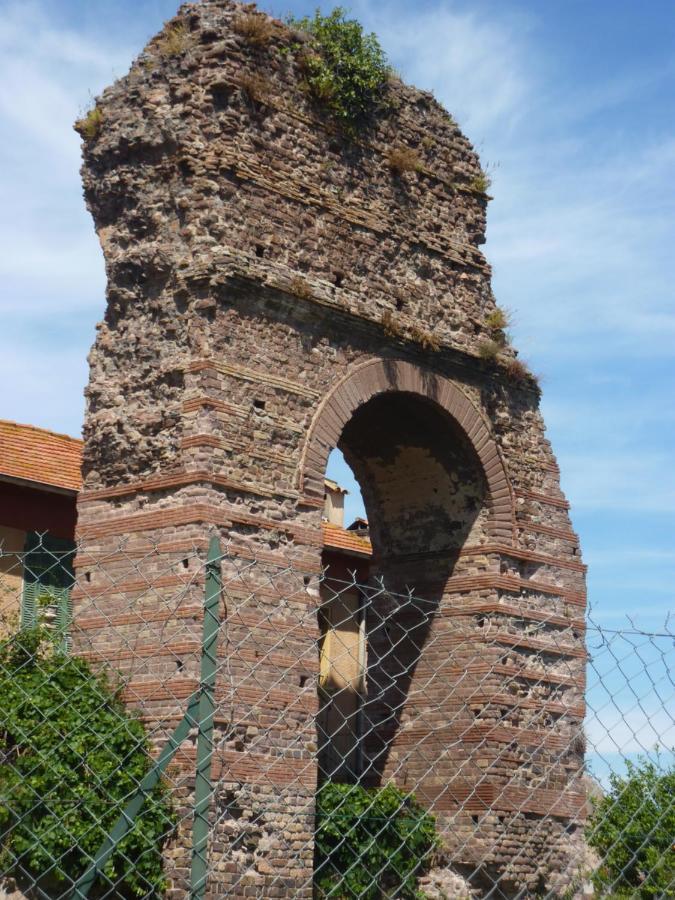 Logement Calme Proche Mer, 4 Personnes, St Aygulf Fréjus Kültér fotó