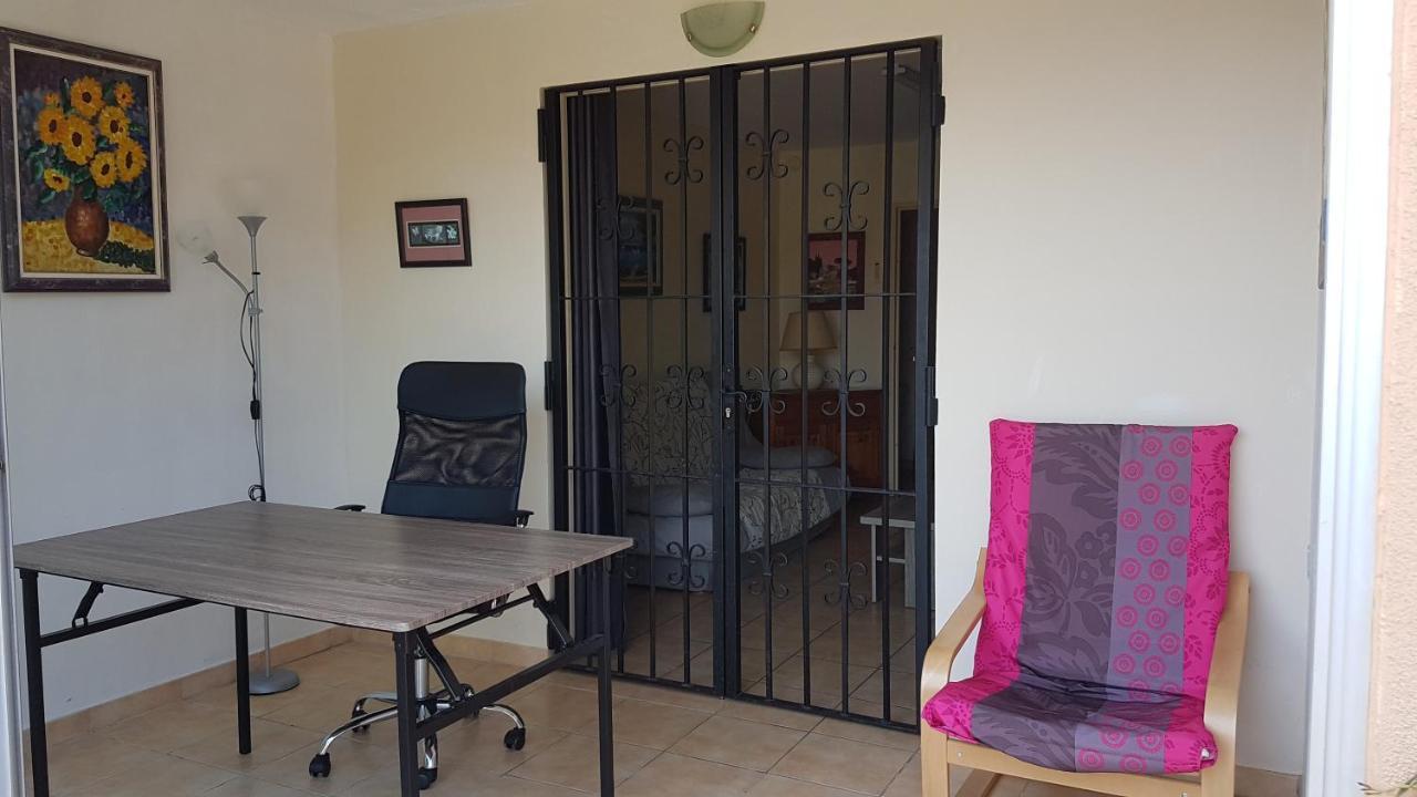 Logement Calme Proche Mer, 4 Personnes, St Aygulf Fréjus Kültér fotó